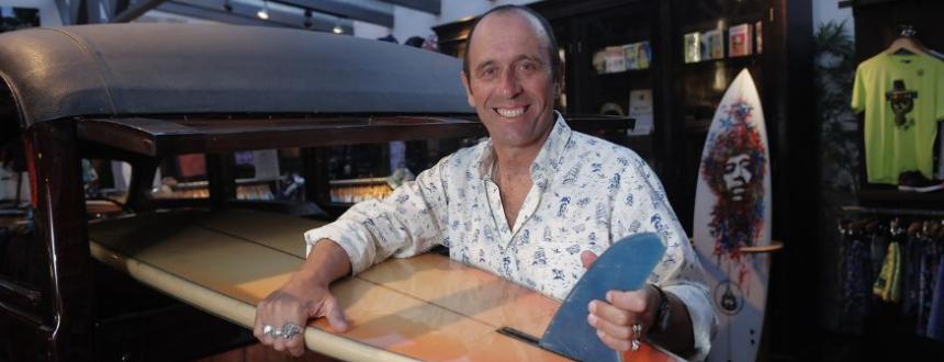 Fernando Aguerre: el marplatense que revolucionó la industria del surf y llegó al Paseo de la Fama